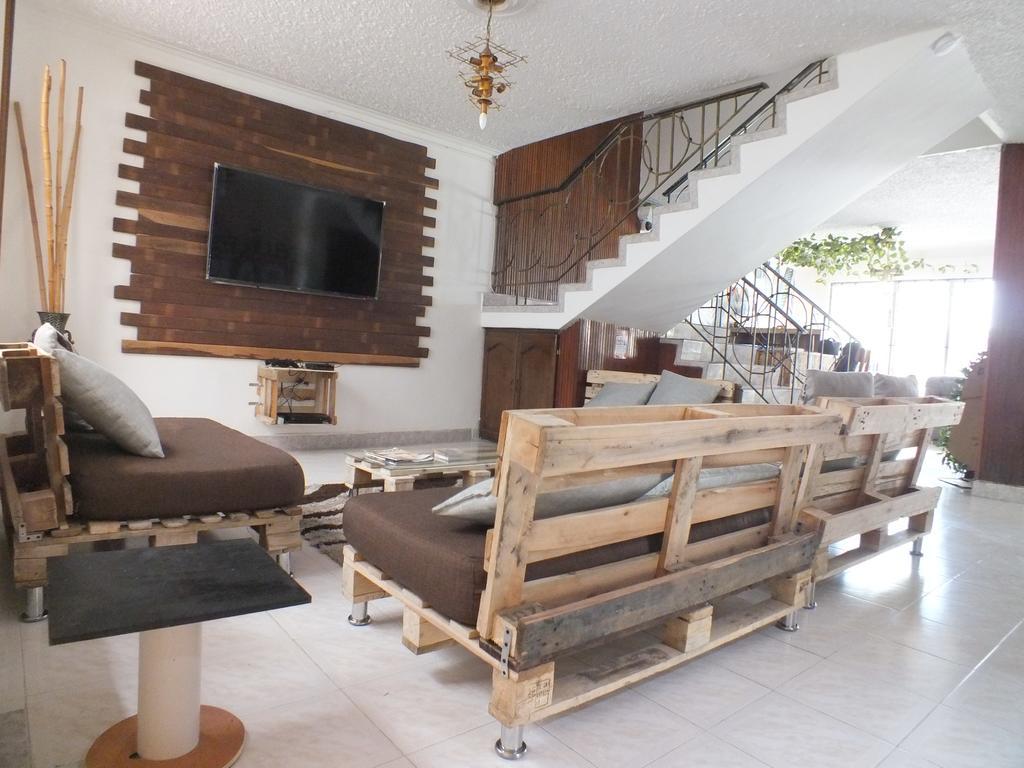 Hostal Casa Paraiso Medellín Esterno foto