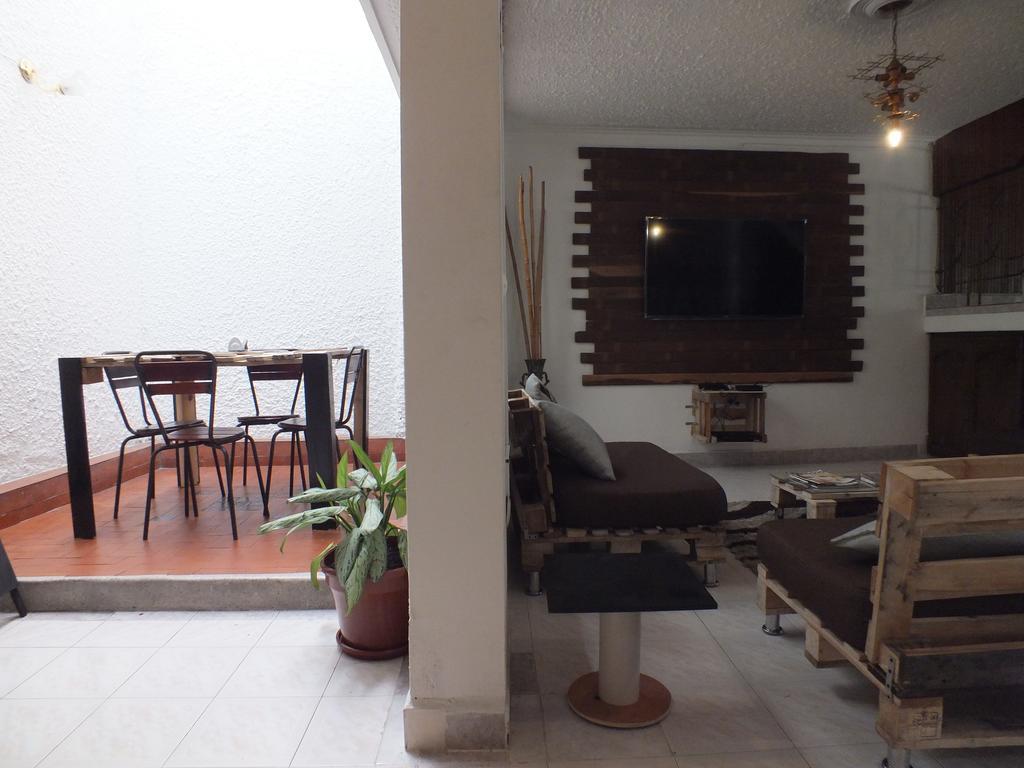 Hostal Casa Paraiso Medellín Esterno foto