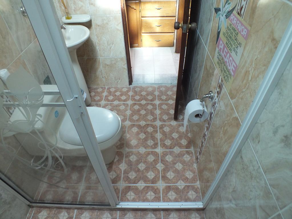 Hostal Casa Paraiso Medellín Esterno foto